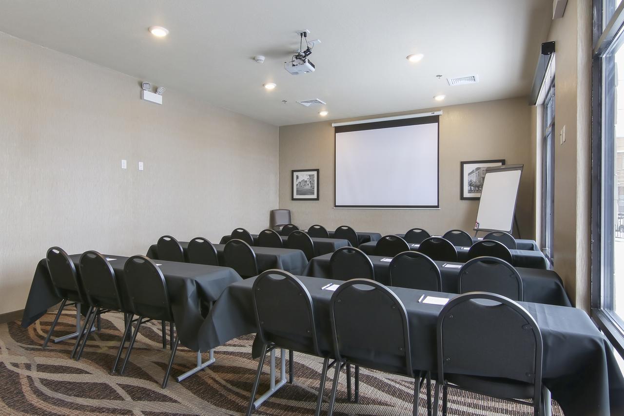 Cobblestone Inn & Suites - Menomonie/Uw-Stout Εξωτερικό φωτογραφία