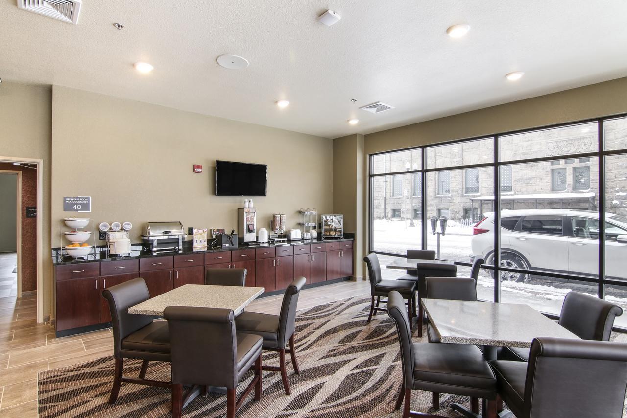 Cobblestone Inn & Suites - Menomonie/Uw-Stout Εξωτερικό φωτογραφία